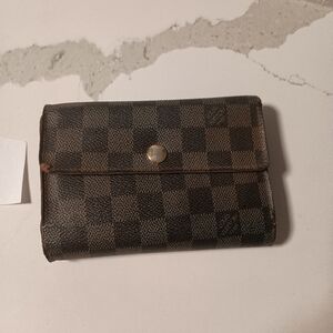 Authentic Louis Vuitton Louis Vuitton Tri-Fold Wallet Damier Porto Monogram